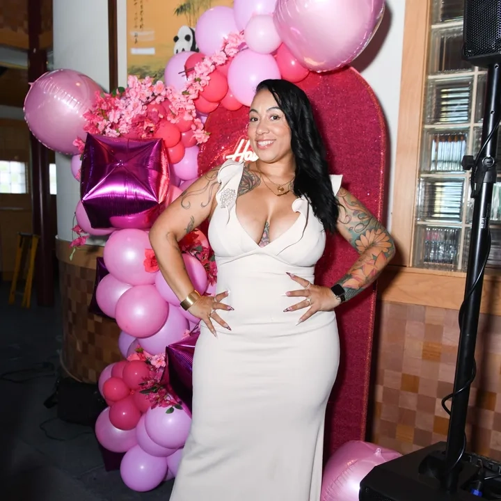 @officiallyeirene