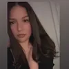 Angie_loves_Green