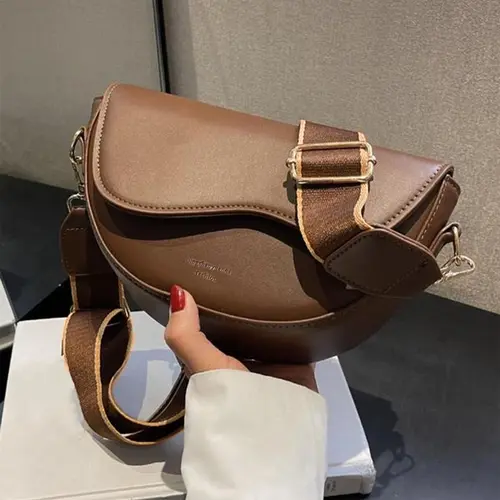 Women's Retro Solid Color Saddle Bag, Wide Shoulder Strap Messenger Bag, Fashionable Classic Popular Shoulder Bag, Suitable for Daily Outing