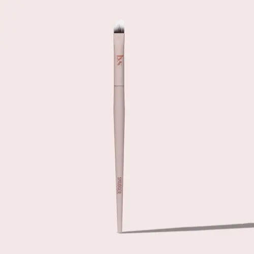 LYS Beauty Small Eyeshadow Smudge Brush - Professional Single Makeup Brush for Beauty & Personal Care, No Extra Accessories Included