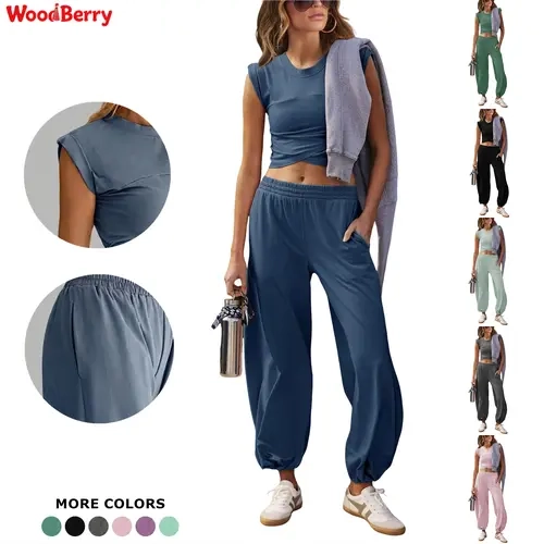 WoodBerry Women's 2-Piece Crew Neck Cropped Top & High-Rise Sweatpants Set - Casual Sportswear, Workout Activewear Clothes with Pockets, Athleisure Outfits, Casual Sportswear Outfit