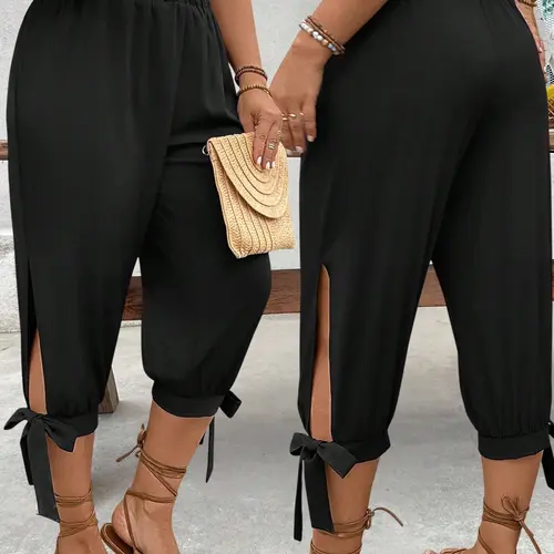 Plus Size Plain Capri Pants, Cute Commuter Pants, Casual Elastic Waist Trousers with Side Slit & Bow Detail, Lightweight Breathable Fabric, Summer Vacation Wear, Comfortable Fitted Work Bottoms
