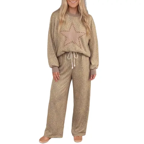 Mntaor Women’s Leopard & Star Print 2-Piece Lounge Set - Soft Loose-Fit Long-Sleeve Top, Pants with Pockets, Ideal for Airport, Cozy Days