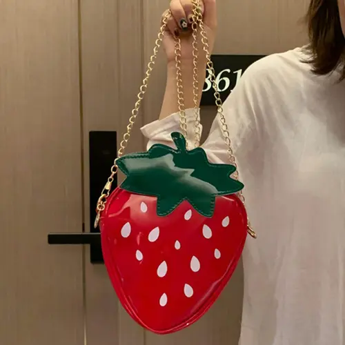 Women's Cute Strawberry Design Crossbody Bag, Fashionable Chain Strap Novelty Bag for Party, Casual Trendy Versatile PU Leather Daily Commuting Bag, Embellished Shoulder Bag, Fashionable Unique Bags, Stylish Crossbody Purses