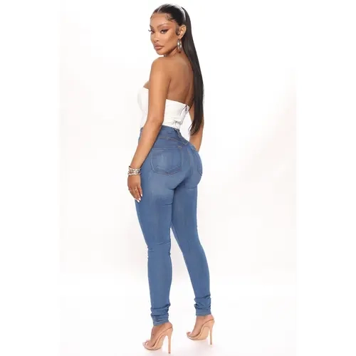 Classic Beauty Booty Lifter Skinny Jeans - Medium Blue Wash