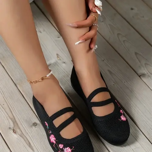 Women's Floral Embroidery Slip on Flats, Soft Sole Flats, Casual Trendy Flat, Casual Fashionable Flats, Casual Comfortable Flat Shoes for Daily Wear, Lightweight Breathable Shoes for Women & Girls, Soft Soled Shoes