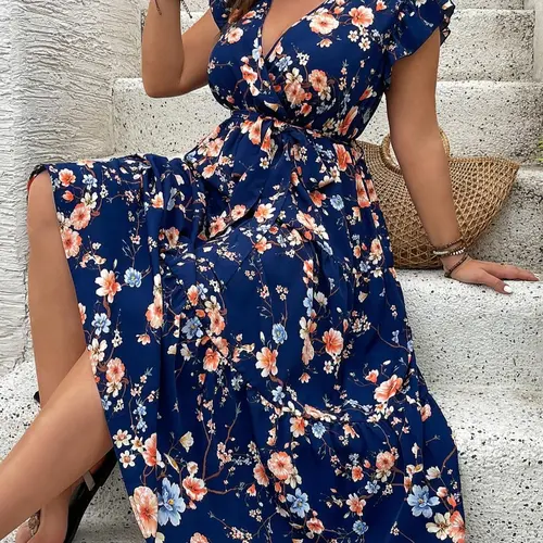 Plus Size Floral Print V Neck Dress, Casual Bohemian Boho Fashion Short Sleeve Summer Dress for Daily Outdoor Wear, Women Plus Clothing for All Seasons, Casual Summer Sundresses, Boho Style Dress, Womenswear