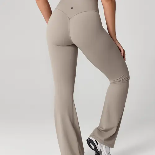 UNISSU Women's Hugcurve Flare Leggings, Buttery Soft High Waisted Gym Wear with No Front Seam & V-Seam Tummy Control (29.5"/31"/33.5"), Soft Leggings, Seamless Gym Leggings