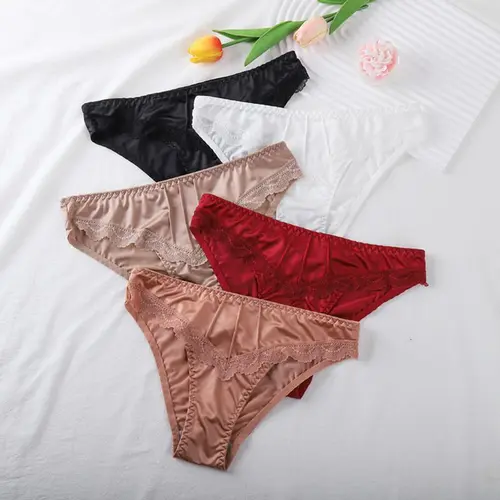 Women's 5-Pcs Low-Waist Solid Seamless Panties - Lady's Basic Elegant Underwear, Light Silky Stretchable, Floral Lace Trim, Minimalist Design for Honeymoon, 4 Seasons, Halloween, Christmas Comfort