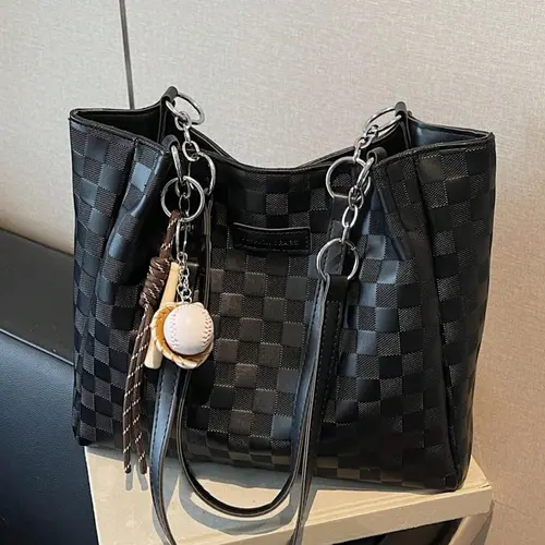 Fashionable handbag, a new type of simple large capacity handbag, daily multi-functional solid color high-value, with zipper and metal chain, suitable for daily use, college student commuting bag for school and work, Commuter bags