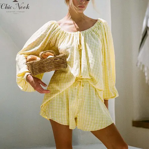 Women Plaid Outfit, Long Sleeve Tie-up Crew Neck T-shirt with Elastic Waist Shorts Summer Outfit