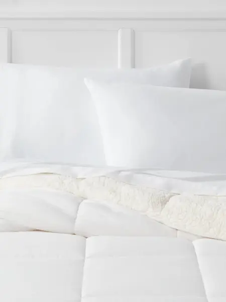Room Essentials Faux Shearling Reversible Comforter Sherpa