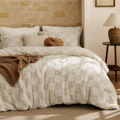 【Deals For You Days】Bedsure Checkered Farmhouse Shabby Chic Comforter Set ,Boho Tufted Bed Set, King Size Bedding, 3 Pieces, 1 Plaid Geometric Comforter and 2 Pillow Shams,Jacquard Design Soft Breathable Lightweight All-Season Filling OEKO-TEX Certified