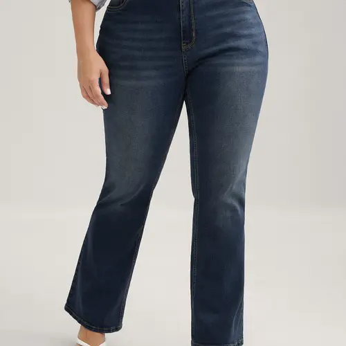 BLOOMCHIC Women's Plus Size High Waisted Bootcut Denim Bottoms [M-6X] - Super Stretch Soft Basic Jeans, Figure-Flattering Curvy Fit Trousers with Pocket for Everyday Casual Wear, Back to School Outfits