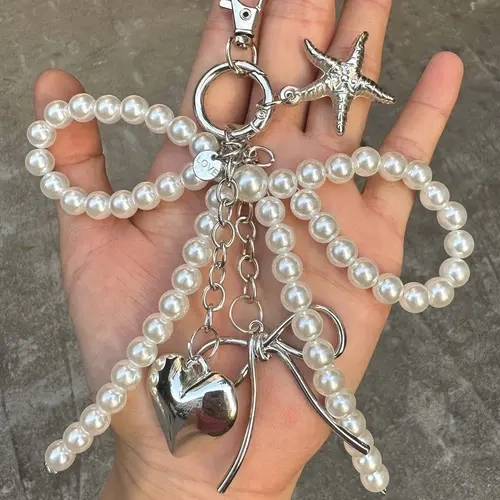Niche design exquisite pearl string keychain, metal bow starfish pendant, sweet and fashionable pearl bow silver heart pendant car keychain pendant versatile bag pendant, shoulder bag crossbody bag small item keychain pendant, Key Chain Charms