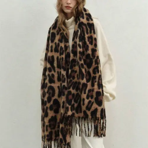 High-Quality Leopard Print Scarf, Cool Tassel Vintage Shawl, Y2K Faux Wool Warm Shoulder Wrap, Fall & Winter Fashion Accessory #GLOBAL PICKS