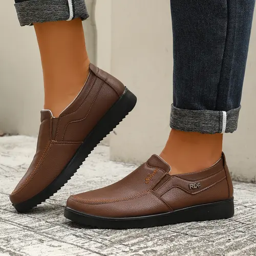 OFIREND Men's Flat Chic Slip-On Leather Loafer Footwear - Soft, Non-Slip Sole, Business Casual Walking Shoes for Daily Commute, Ideal Father Gifts
