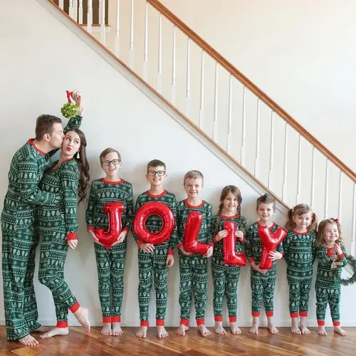 LikeMyChoice Green Christmas Tree Patterned Family Matching Pajamas Sets
