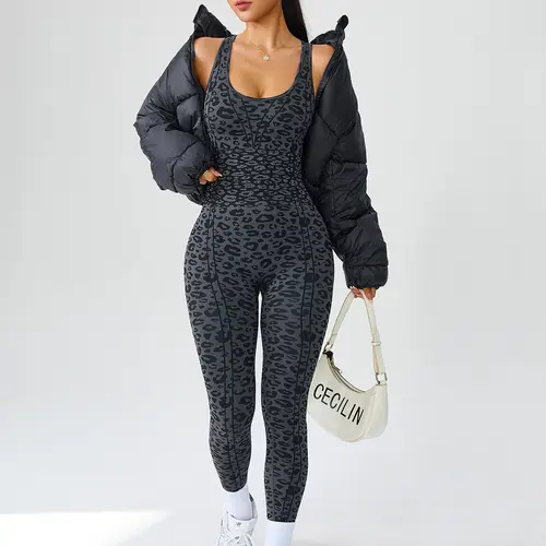 【Black Friday】Women's Seamless Knitted Tight-Fitting Leopard Print Jumpsuit, One-Piece Activewear for Outdoor Cycling & Workouts, Stylish Sporty Sportswear