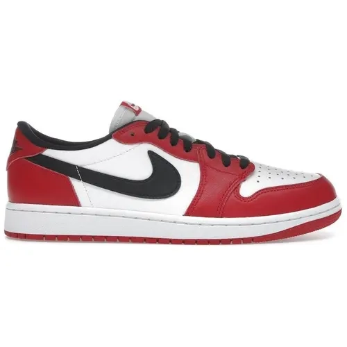 Jordan Men's 1 Retro Low OG Chicago (2025), from StockX