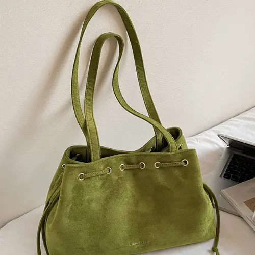 Autumn and winter casual retro exquisite drawstring closure tote bag, fashionable and versatile large capacity shoulder bag, suitable for dates, parties and daily social occasions, PU Shoulder Bags