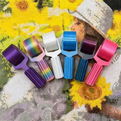 2026 Upgrade Ergonomic Diamond Painting Roller - Compact, Palm-Friendly, Textured Roll (10.5×3.7×4cm) + Magnetic Anti-Blue Light Eye Mask, Diamond Art Tools for Indoor Recreation, Black Friday Thanksgiving Deal,summerwins