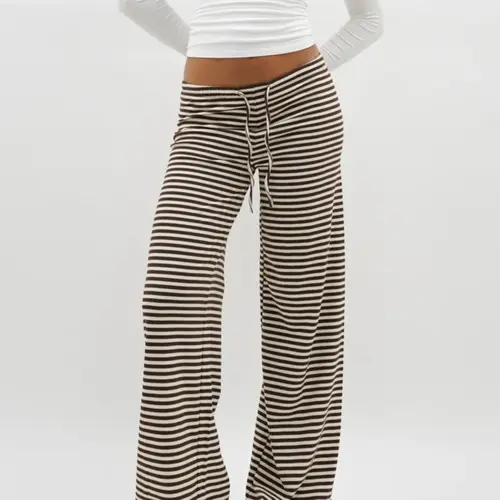 Women's Y2K Striped Wide Leg Pants, Comfortable Loose Casual Comfy Trousers, Drop Waist Design in Caramel Chocolate Color for All Seasons