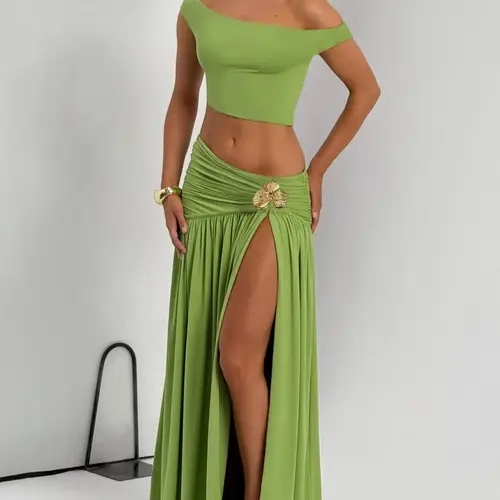 Women's Two-piece Solid Color One Shoulder Sleeveless Tank Top Bodycon Side Split Metal Flower Stitched Ruched Long Skirt Sets, Strapless Backless Irregular Hem Cropped Tube Tops with Pleated Slit Skirts, Ladies Party Holiday Elegant Aesthetic Set