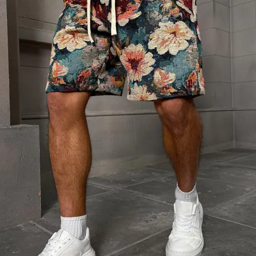 Men's Retro Floral Jacquard Above-the-Knee Shorts - Vintage Tapestry Design, Bold Green-Red Hue, Drawstring, Zipper, Casual Polyester Menswear