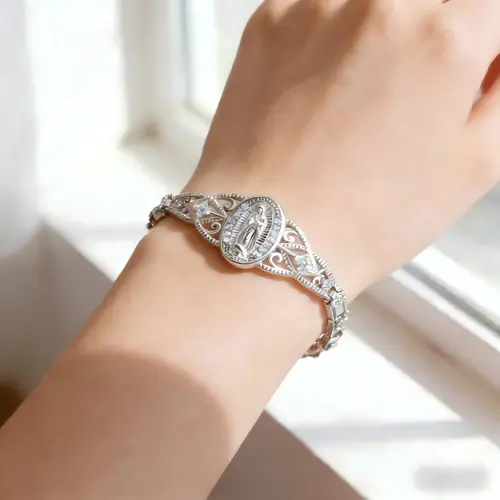 Women's Crafted with Copper Metal Bracelet - Copper Base, Silver-Plated, Hypoallergenic, Non Tarnish Jewelry, Everyday Wear Fashion Accessory for Adult Females, Romantic Gift for Her