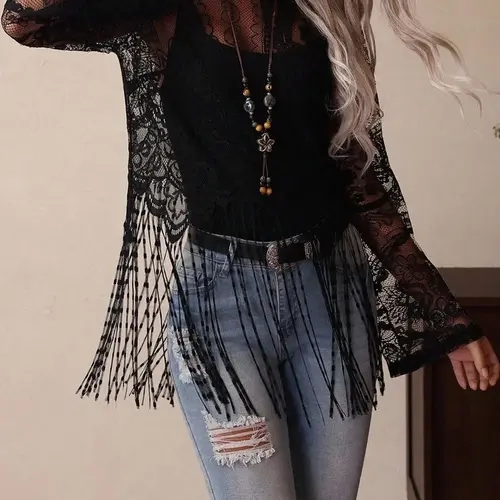 1 Piece Spring and Summer Western Lace Fringe Top, Women's Boho Casual Top, Round Neck Bell Long Sleeves, Sheer Floral Lace Fringe Hem Blouse, Bohemian Cowgirl Style Top for Country Concert, Festival and Vacation Wear, Womenswear