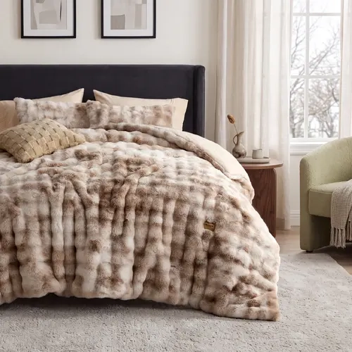 Besure 3 Pieces Fluffy Faux Rabbit Fur Bubble Comforter  Set - Soft Jacqualrd Embroidery Bedding, All- Season Use, Ideal for Bedroom Decoration