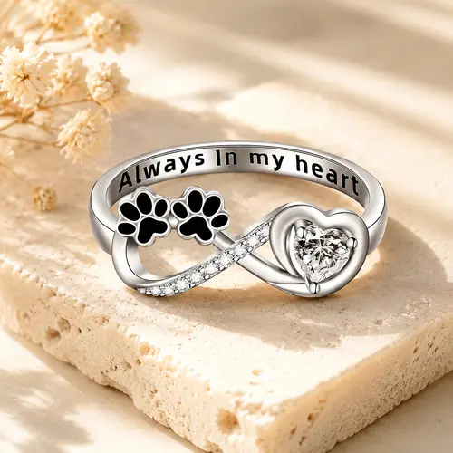Unisex Diamond-Encrusted Puppy Paw Print Statement Ring - Elegant Animal-Themed Jewelry with Heart Detail, Sentimental Leisure Outdoor Keepsake Gift for Archery Enthusiasts