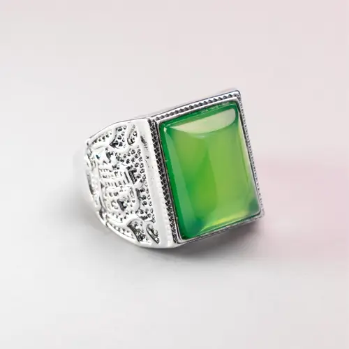 E.High Ice Imperial Green — Retro Intricate Carving — Men’s Bold and Versatile