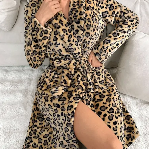 Women's Casual Leopard Print Nightgown, Long Sleeve Loose-Fit Robe, Warm Fuzzy Pajamas, Nightwear, Side Pockets, Ideal Gift for Home Wear Loungewear, Fluffy Robe