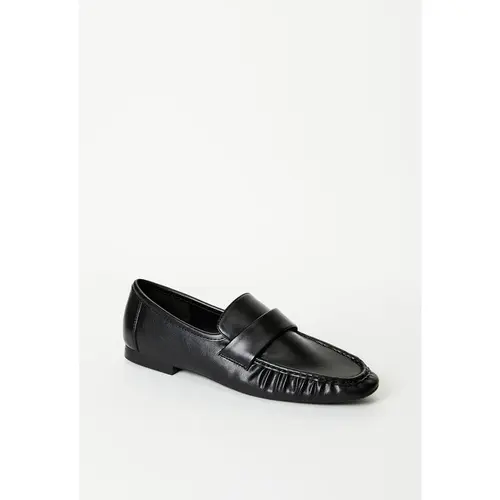 JUSTFAB Women's Classic Design Faux Leather Ruched Slip-On Penny Loafers - 0.5" Low Heel, Padded, Comfy Walking Shoes, Business & Everyday Casual Flats for Women