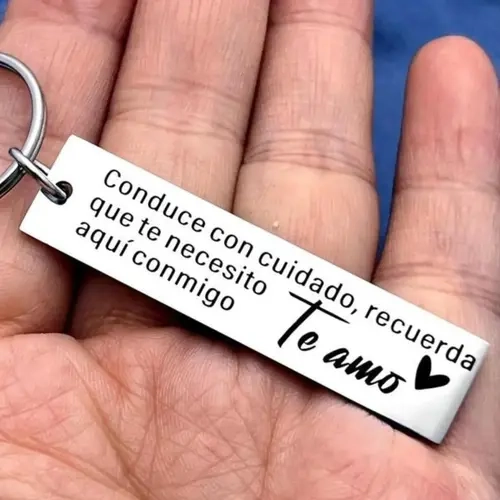 1 PC Stainless Steel Personalized Inspirational Quote Keychain, Round Shape Keychain with Alphabet Design, Ladies Key Ring with Ring Buckle, Ideal for Decoration Cute Black Cat purse gains daughter son animal