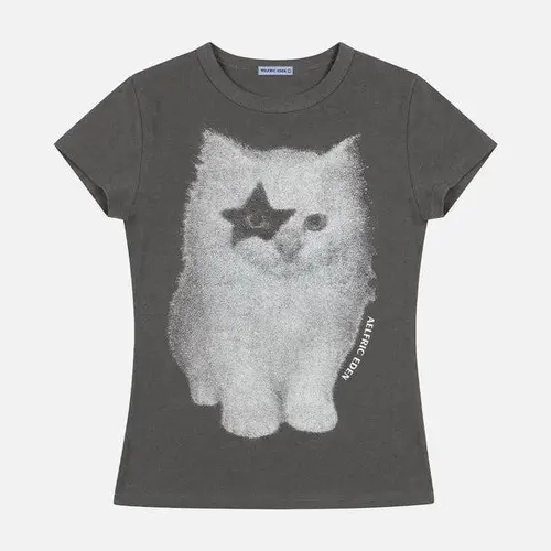 Aelfric Eden Cat Airbrush Baby Tee Slim Cropped Fit Cat Airbrush Print with Star Eye Soft Cotton Fabric Y2K Cute Streetwear Women Top