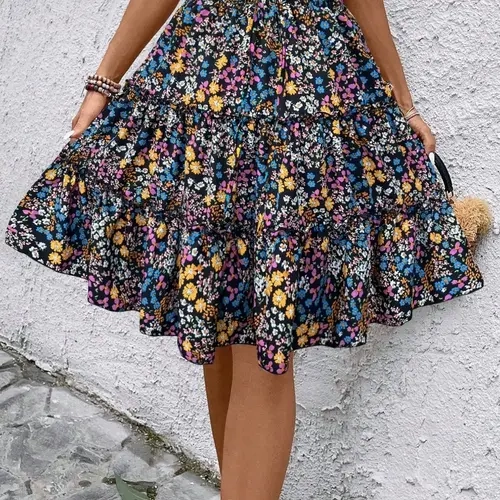 Women's Lightweight Chiffon Floral Ruffled Hem Bohemian Fashion Casual Skirt (Assorted Prints)