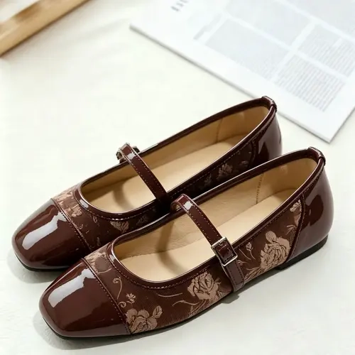 Women's Square Toe Mary Jane Flat Shoes, Fashionable Flats Shoes, Multi-Color Retro Faux Fur Decoration, Low Heel Slip-On Design, Comfortable Spring & Fall Footwear