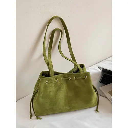 Women's Elegant Retro Drawstring-Closure Tote Bag - Adjustable Strap, Large-Capacity Casual Gym Commuter Purse for Women, Fits Files, Tablets, Party Accessories