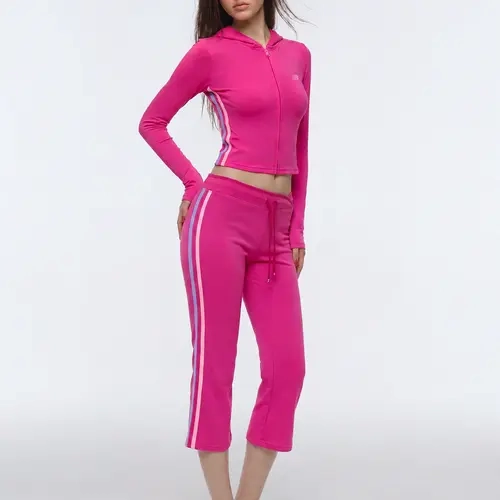 FDR Women's Y2K Zip-Up Hoodie & Contrast Tape Flare Sweatpants Set, Slim Fit Stretch Two-Piece Tracksuit, Sporty Athleisure Outfit for Casual Everyday Wear, Workout, Travel and Streetwear Style
