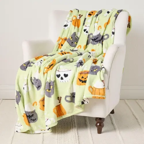 Home Reflections Oversized 60x80 Halloween Plush Throw