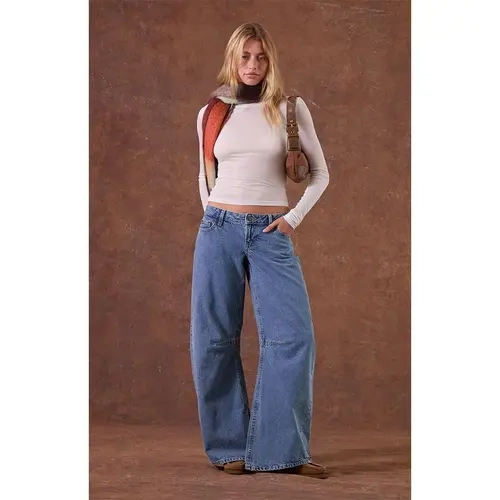 Pacsun Women's Ronnie Ultimate Low Rise Barrel Jeans Medium Blue
