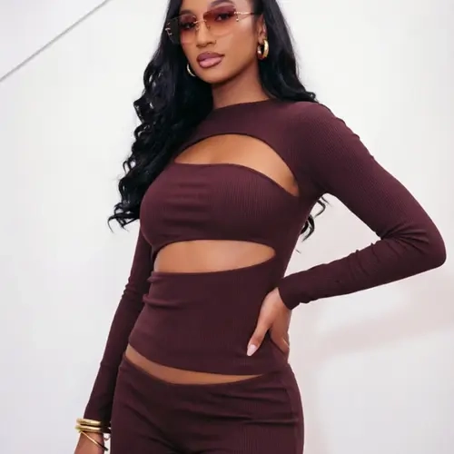 Women's European and American Style Fashion Set, Waist-Cinch Slimming Hollow Out Long Sleeve Top, Sexy Ultra-Short Pants, Two Piece Set Women