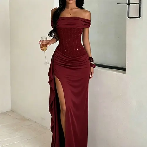 Shimmering Rhinestone One-Shoulder Split Formal Evening Dress, Elegant Lightweight Gown for Special Occasions, Chic Party Wear