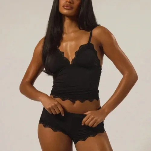Sexy Black Lace V Neck Cami Top & Shorts 2 Piece Lingerie Pajama Set, Soft Sleepwear, Women Pajamas, Romantic Lingerie With Lace Trim, Soft Fabric Home Wear, Night Outfit, Cute Lingerie | Perfect Christmas Halloween Valentine’s Day & Birthday Gift for Her