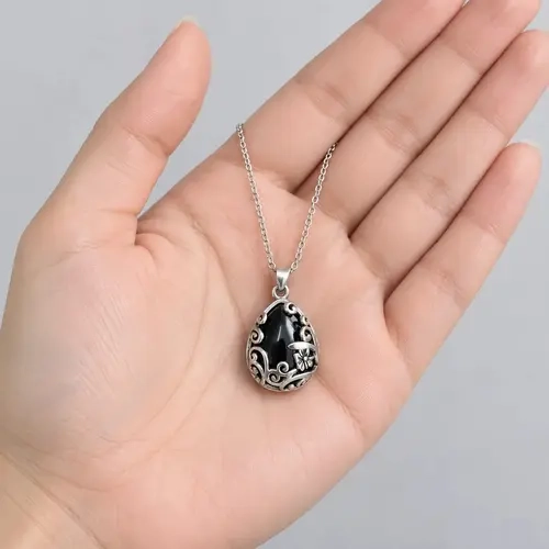 925 Sterling Silver Synthetic Obsidian Necklace with Vintage Flower Design, Elegant Black Lab Grown Diamond Pendant Necklace Jewelry for Women, Energy Crystal Necklace Perfect for Daily Wear and Birthday Party, Mother's Day Gift