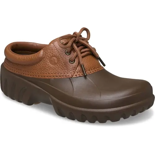 Crocs Men's Axle Low Clog, Boat Shoes for Men