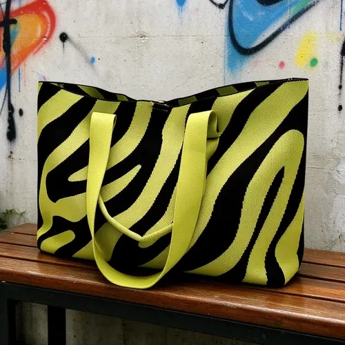 Large Capacity Zebra Print Tote Bag, Dual Handle Crossbody Backpack, Fashionable Sports Handbag, Ideal for Daily Use